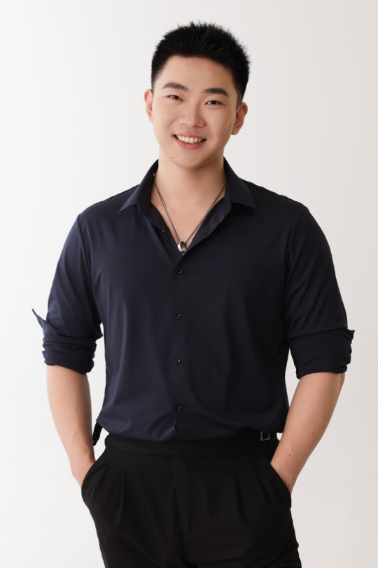 Yilong Fan