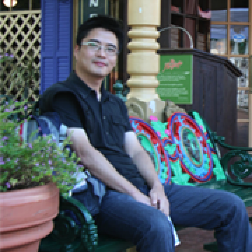Junhua Wu