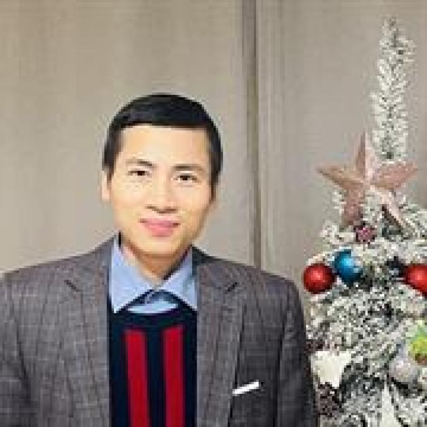 Van Thuan Hoang