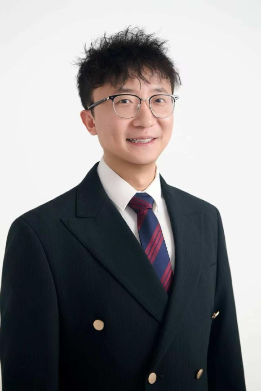 Yilong Yin