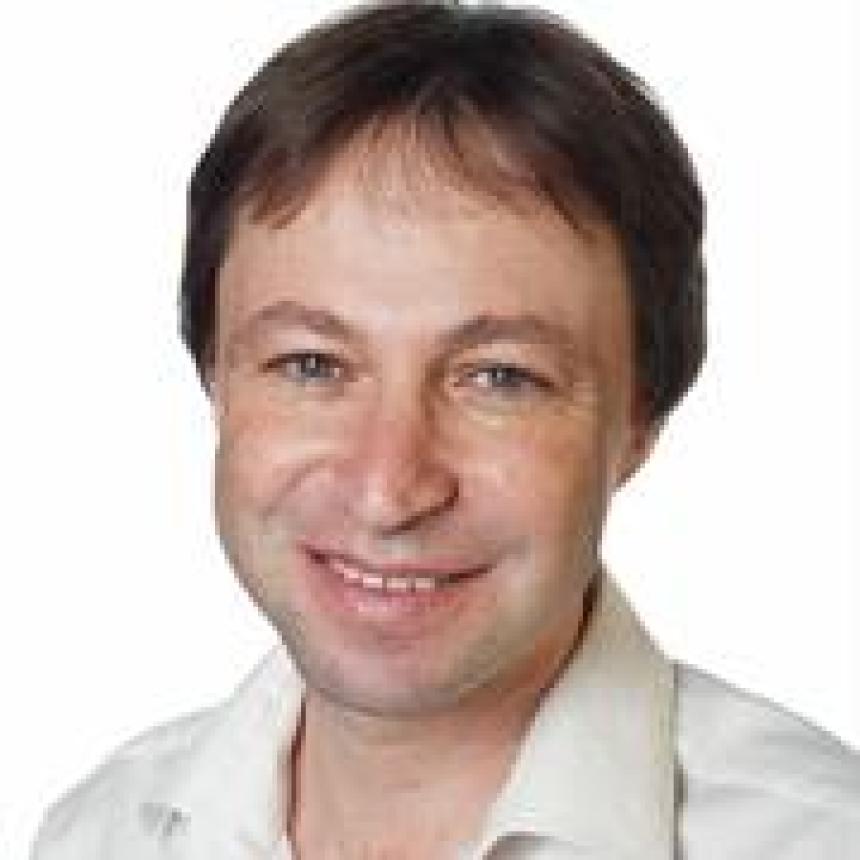Alex Dinovitser