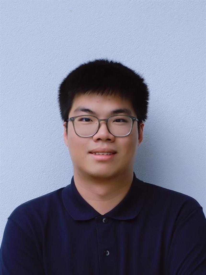 Zijie Zeng