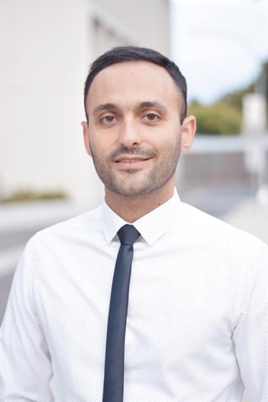Ali Fathali Zadeh