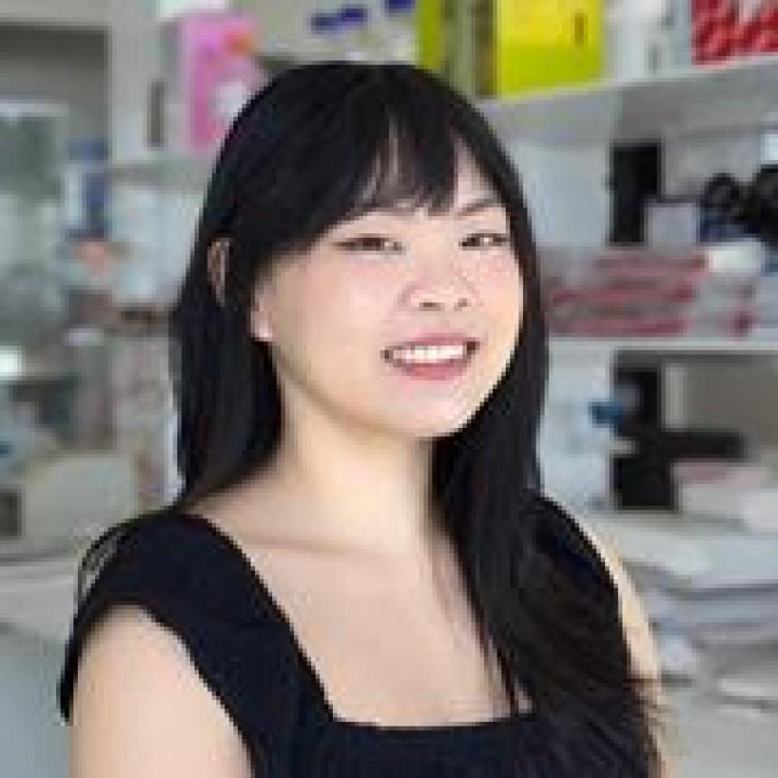 Yoshi Tan