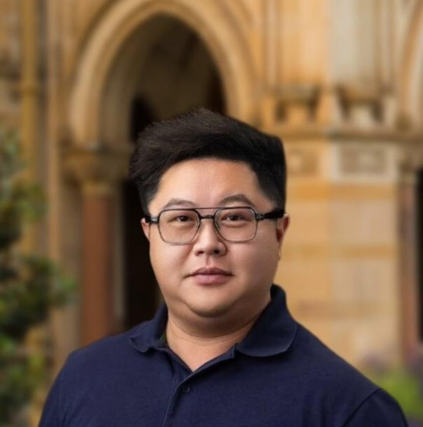 Weitong Chen