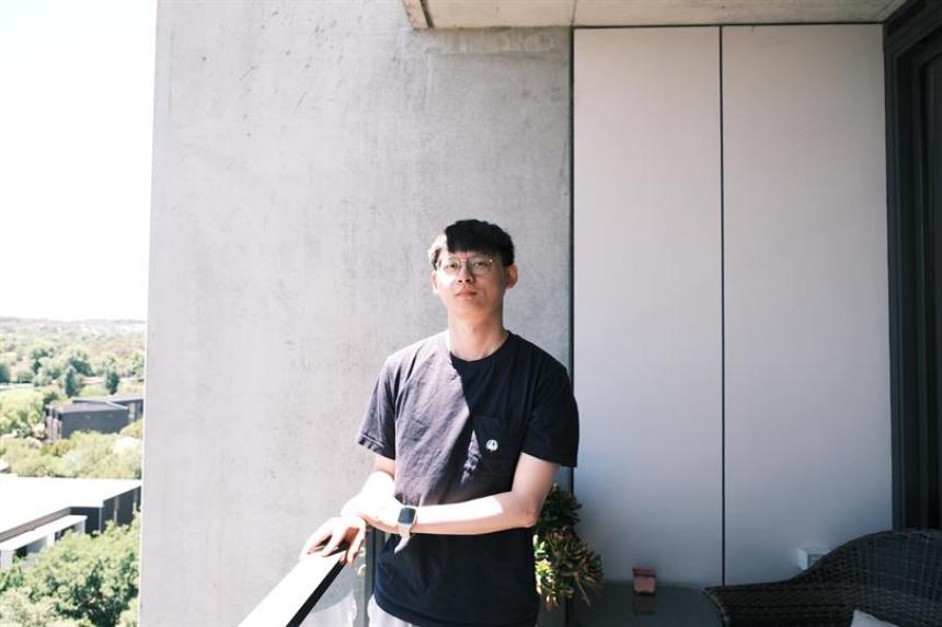 Gengze Zhou