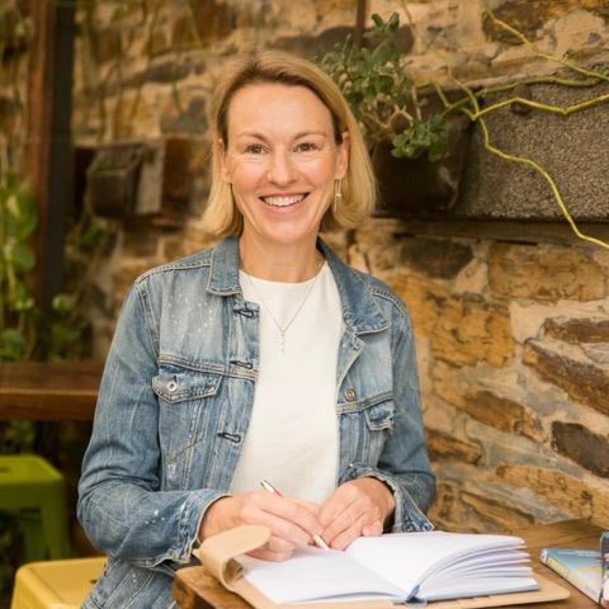 Amanda Hayes