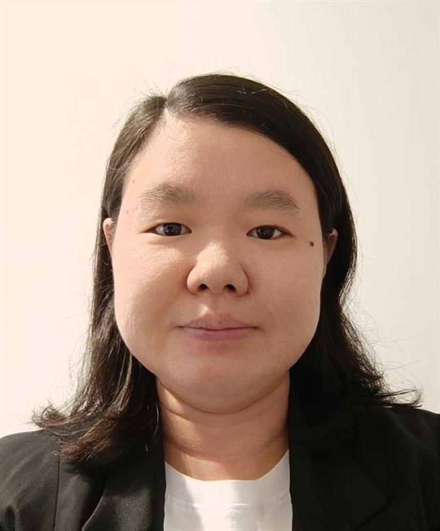 Helen Angmalisang