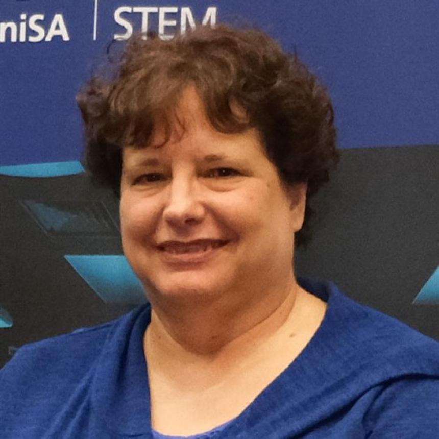 Diane Velasquez