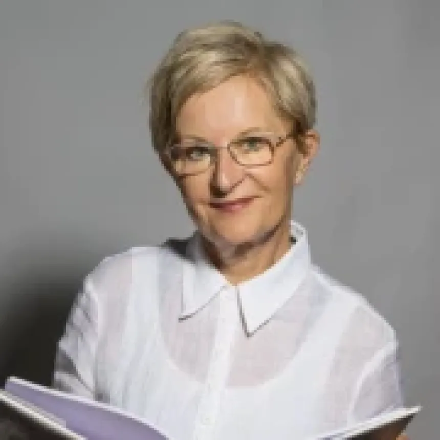 Susan Hill