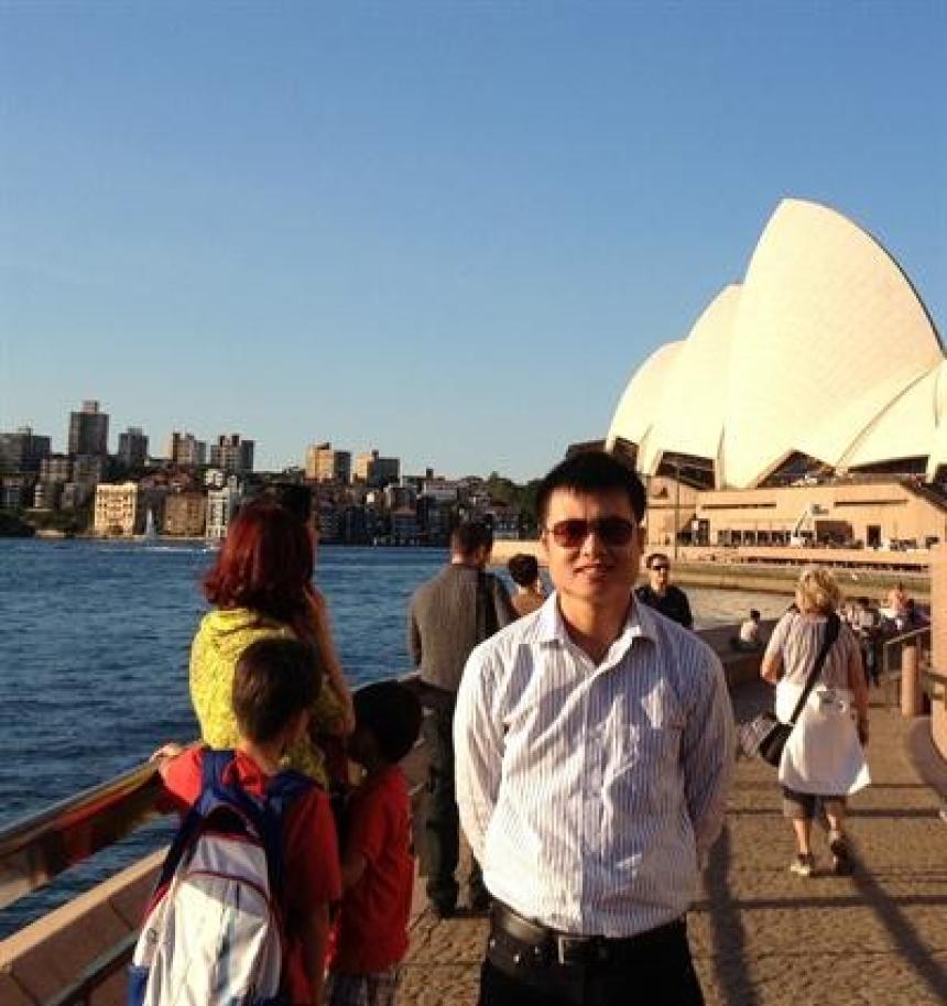 Viet Linh Nguyen