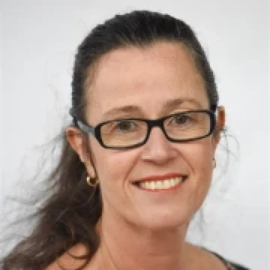 Emma Parkinson-Lawrence