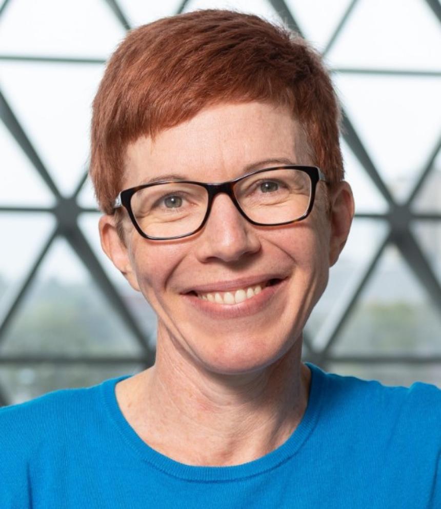 Susan Woods
